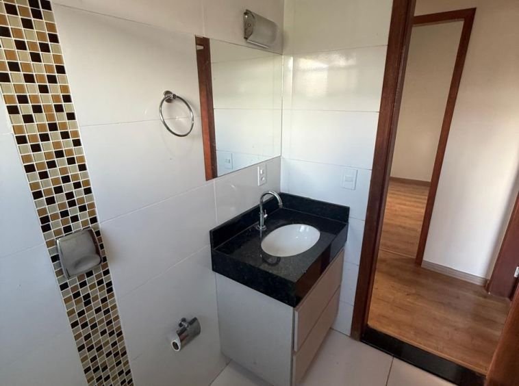 CASA NO JARDIM ARAUCÁRIA!