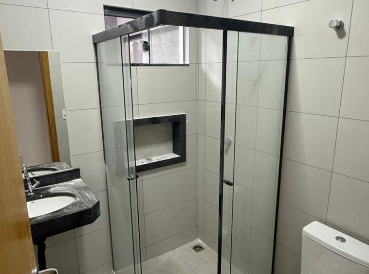 CASA NOVA A VENDA PRÓXIMO AO CAMPUS!