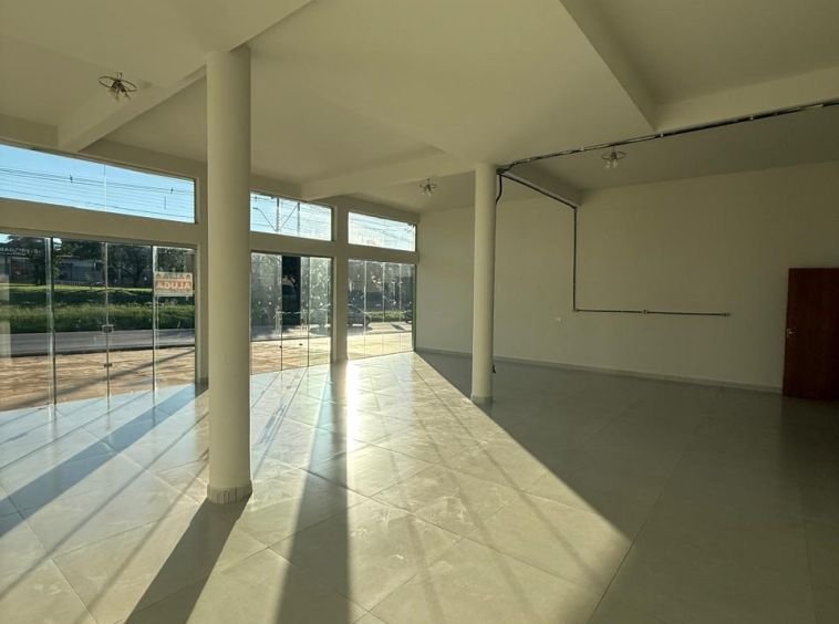 SALA COMERCIAL AO LADO DO PH RODAS E PNEUS!