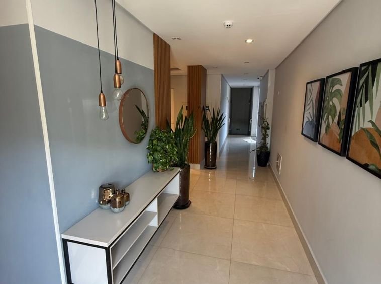 APARTAMENTO EDIFÍCIO SANTORINI