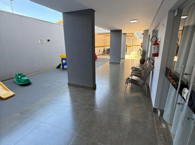 APARTAMENTO EDIFÍCIO SANTORINI