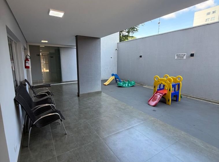 APARTAMENTO EDIFÍCIO SANTORINI