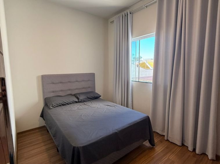 Sobrado mobiliado no Jardim Copacabana!