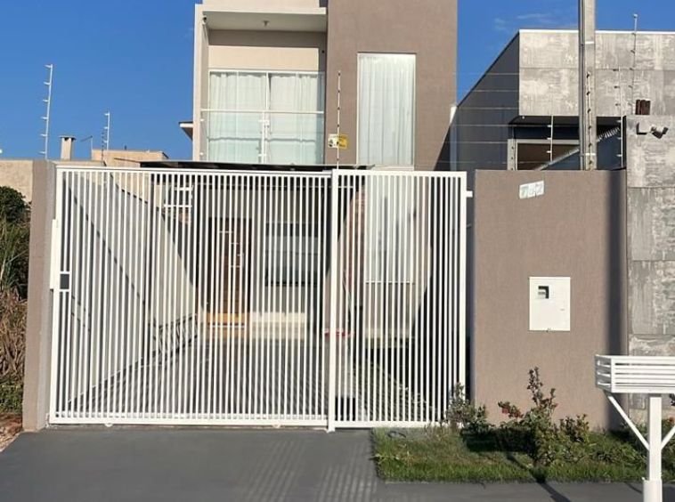 Sobrado mobiliado no Jardim Copacabana!