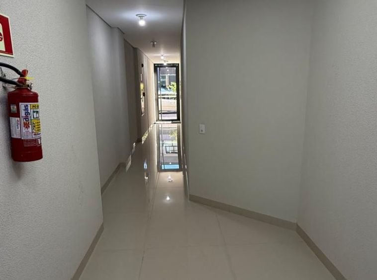 Apartamento no centro com sacada gourmet!