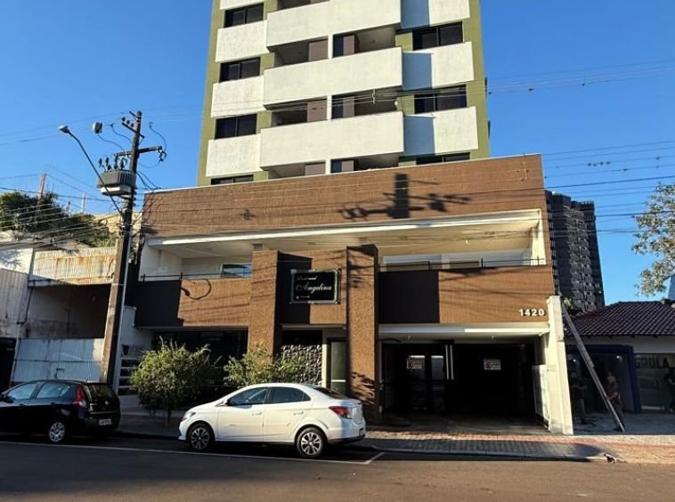 Apartamento no centro com sacada gourmet!