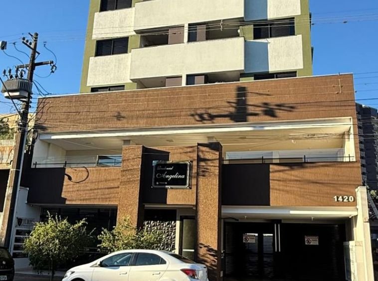 Apartamento no centro com sacada gourmet!