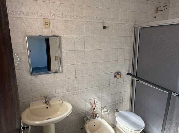 CASA NO JARDIM ARAUCÁRIA