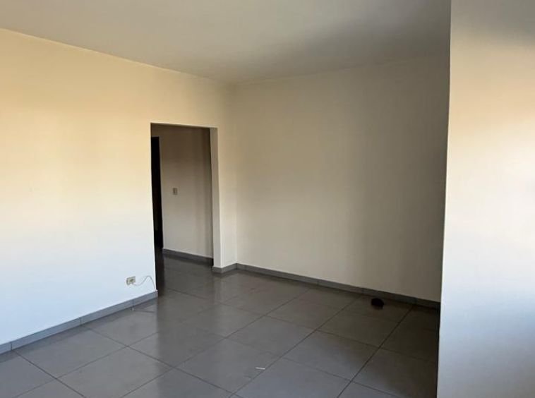 CASA NO JARDIM ARAUCÁRIA