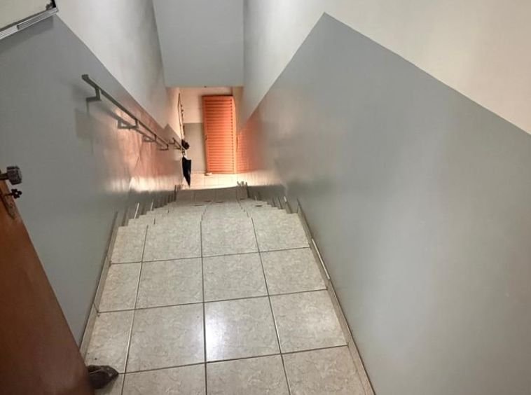 Área Comercial com residencial à Venda