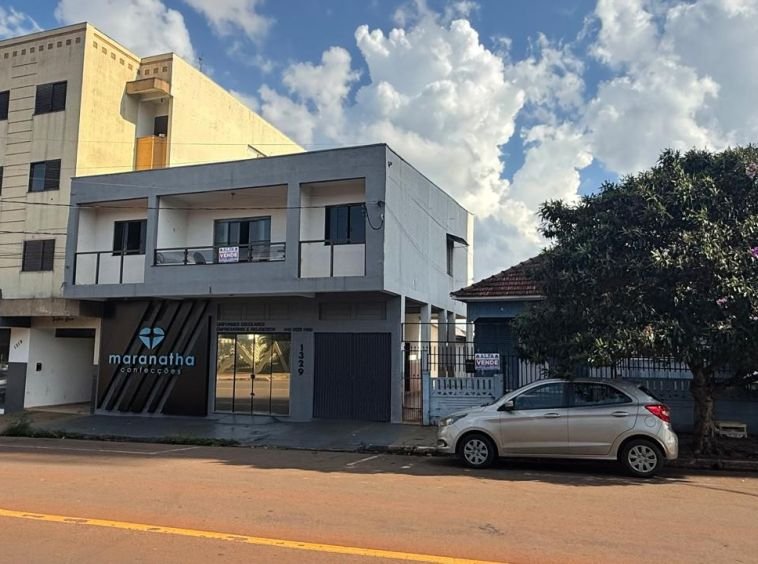 Área Comercial com residencial à Venda