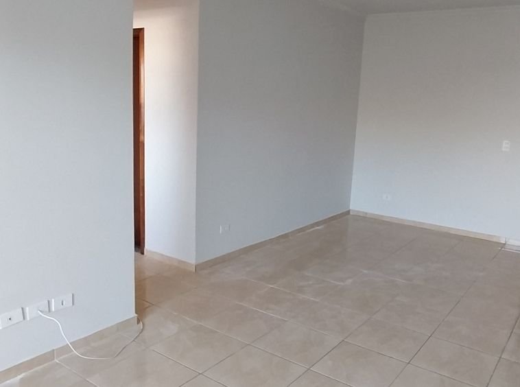 Apartamento com duas vagas ao lado do centro catequético!
