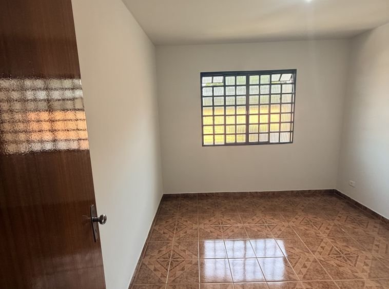 Sobrado próximo ao country!