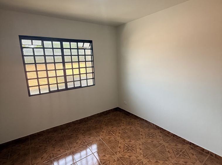 Sobrado próximo ao country!