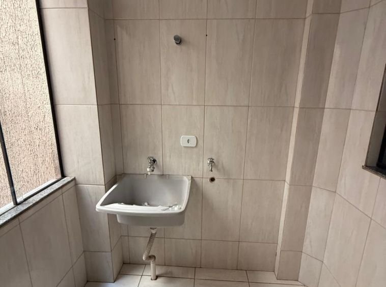 APARTAMENTO NO CENTRO!