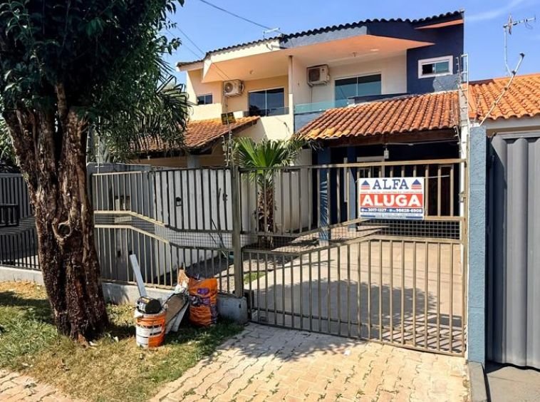 SOBRADO PRÓXIMO AO SHOPPING!