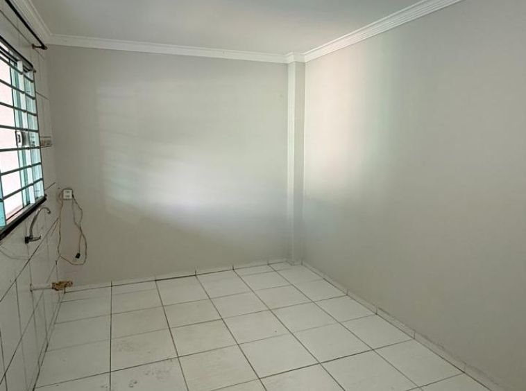 SOBRADO PRÓXIMO AO SHOPPING!