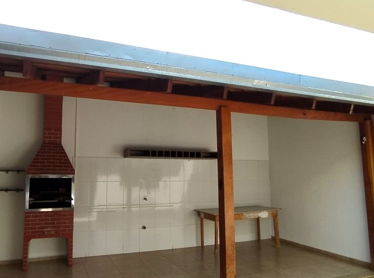 🏠 CASA À VENDA NO JARDIM FRANCISCO F. ALBUQUERQUE!