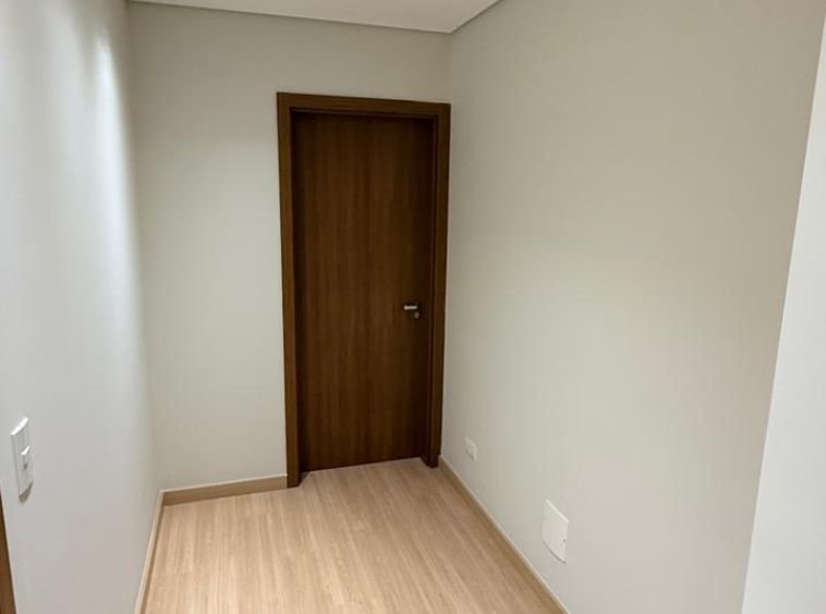 APARTAMENTO NOVO À VENDA!