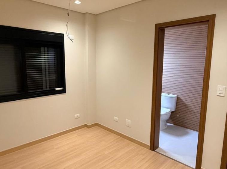 APARTAMENTO NOVO À VENDA!