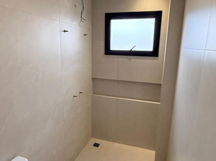 APARTAMENTO NOVO À VENDA!