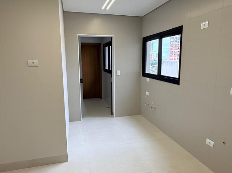 APARTAMENTO NOVO À VENDA!