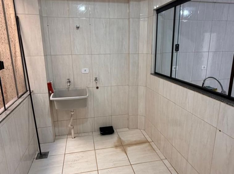 APARTAMENTO NO CENTRO A VENDA!
