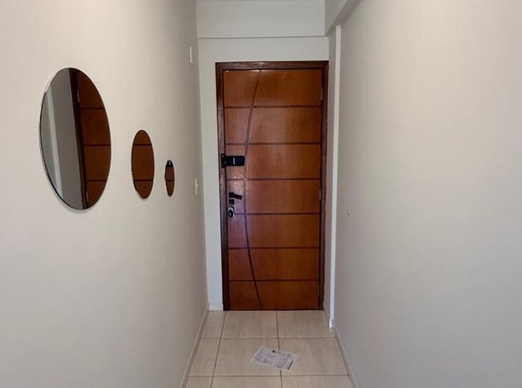 APARTAMENTO NO CENTRO A VENDA!