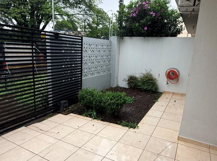 CASA PRÓXIMO AO CAMPUS!