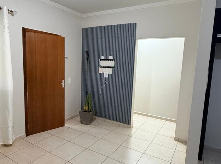 CASA PRÓXIMO AO CAMPUS!